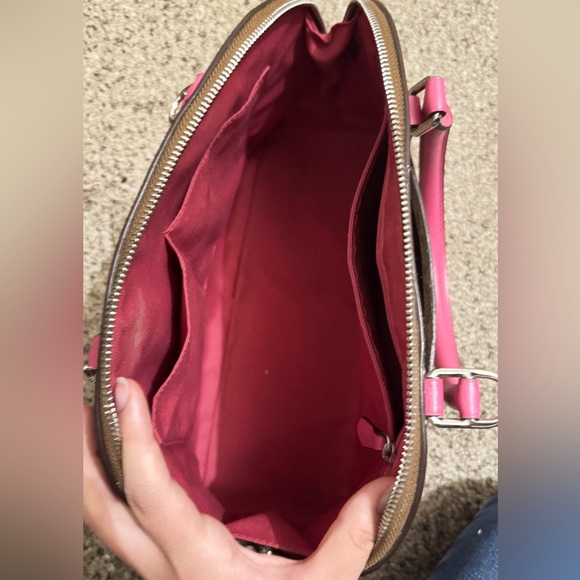 •Coach bundle• - Picture 7 of 7